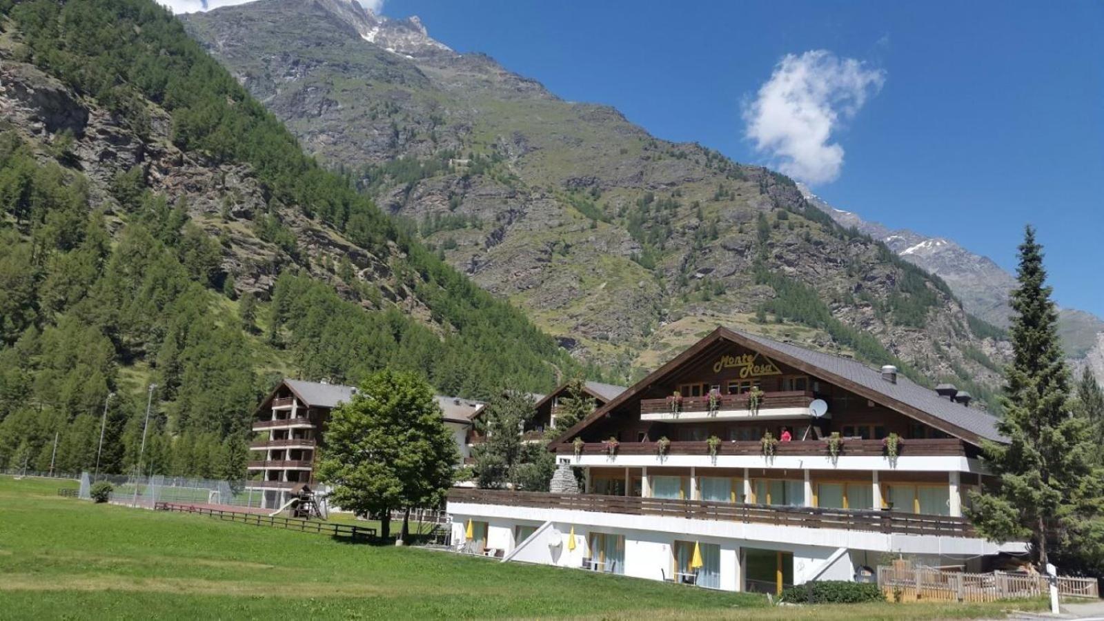 Monte Rosa Taesch, Apartments Mit Wellness Bereich Exterior foto