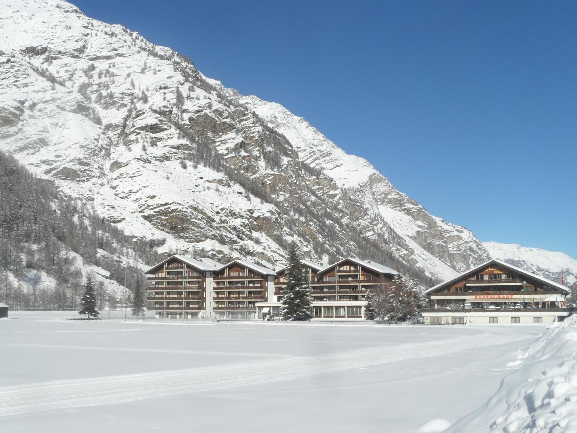 Monte Rosa Taesch, Apartments Mit Wellness Bereich Exterior foto